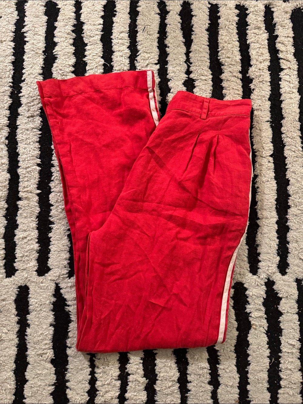 Donni Linen Pleated Stripe Pants - Small - Picture 7 of 7